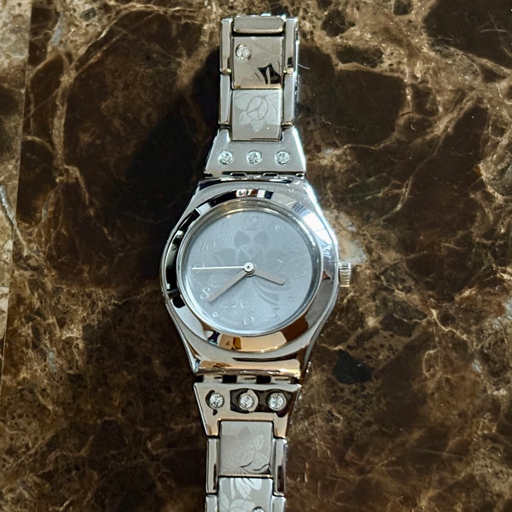 Swatch Women's Silver Watch with Crystals Lady Flower Box Swiss Made